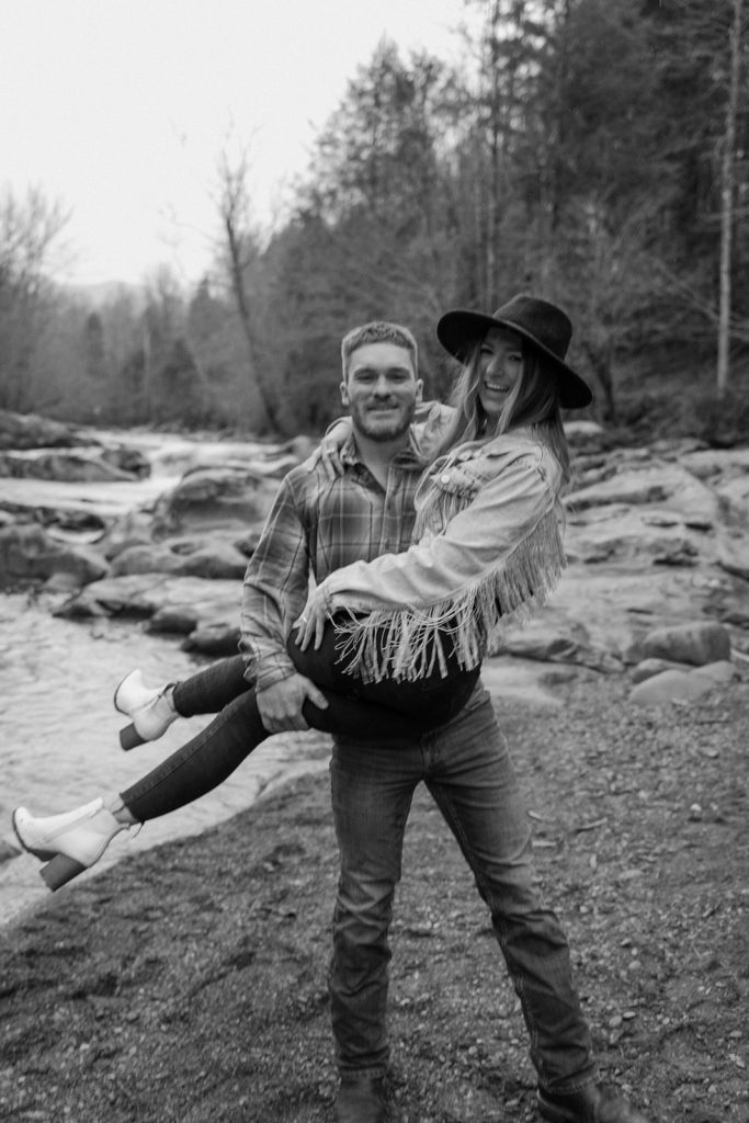 Couples Photographer in Gatlinburg, TN