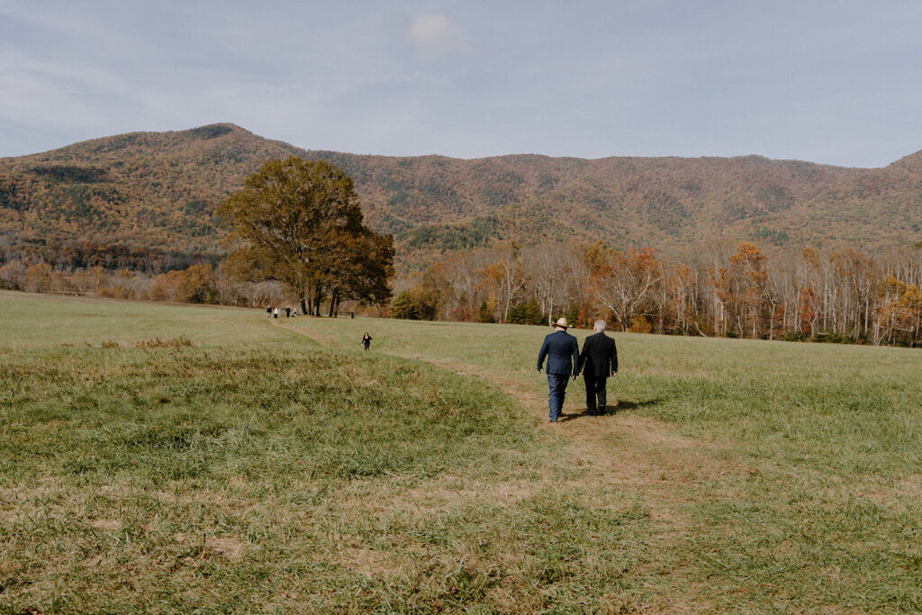 wedding ceremony in the great smoky mountains