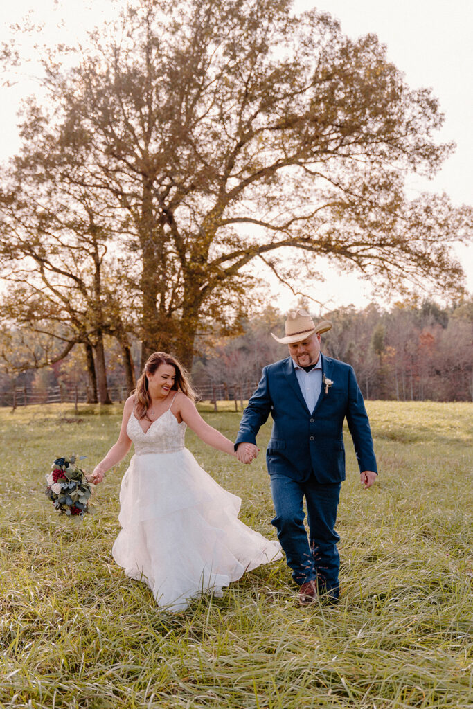 fall elopement bridals with bride and groom