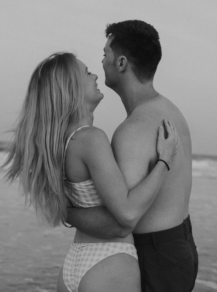 black and white beach couple photos Daytona Photographer