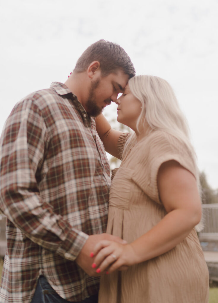 romantic couple photography fall engagement photos