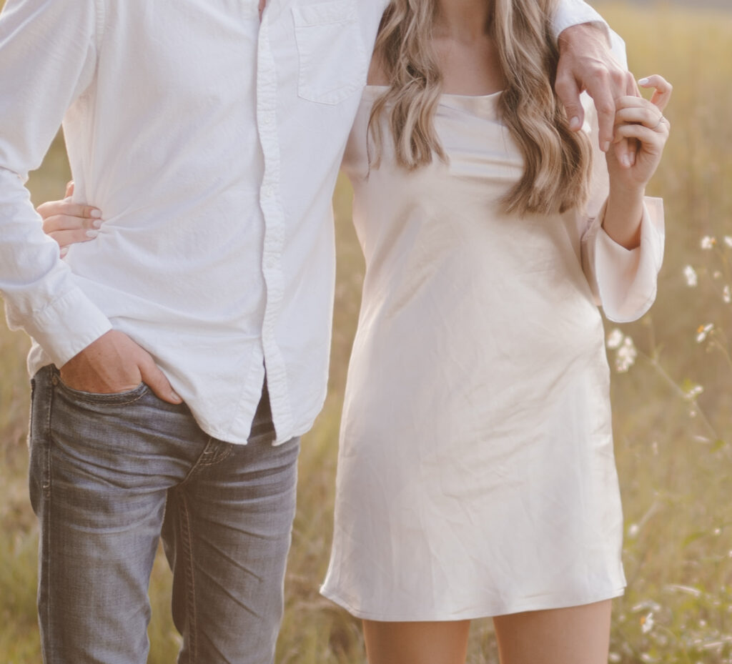 engagement photoshoot outfits neutral