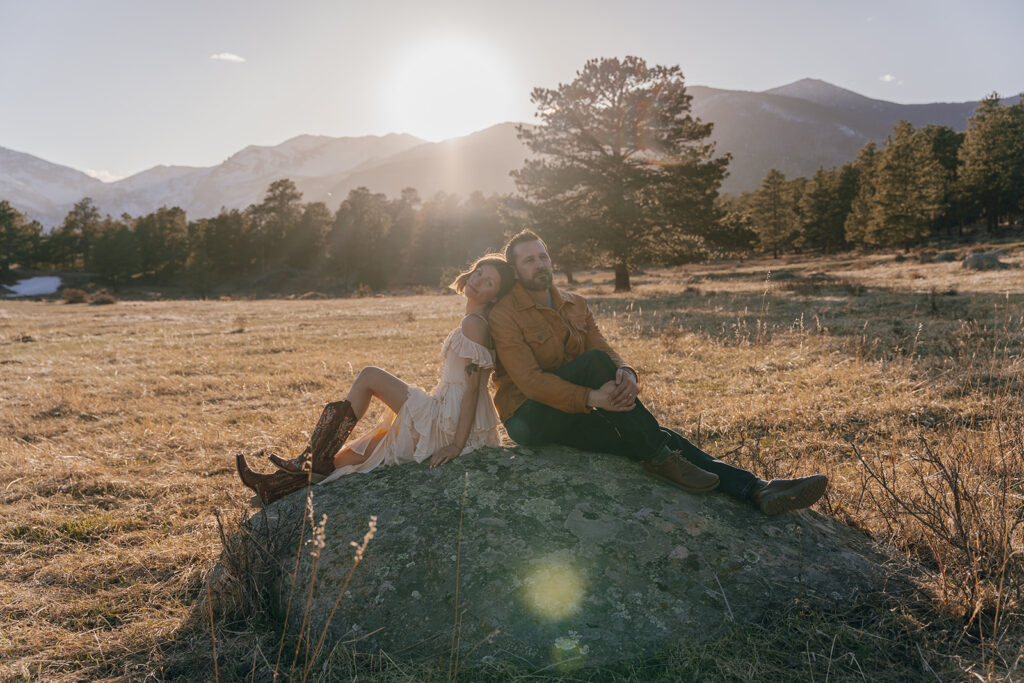 destination colorado wedding portraits in the mountains at estes park