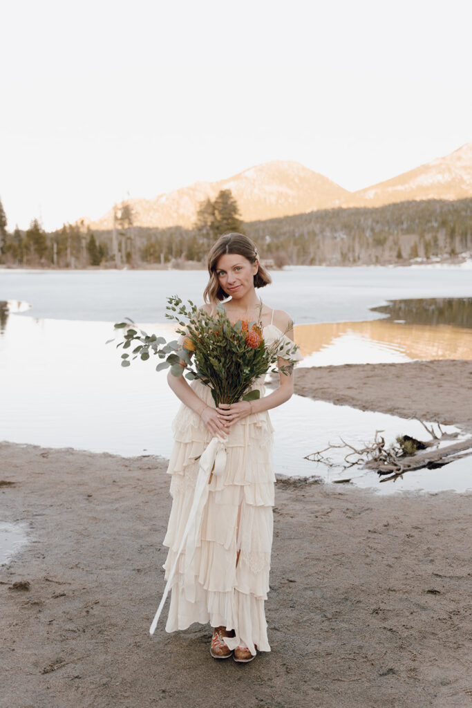 bridal bouquet photos in colorado