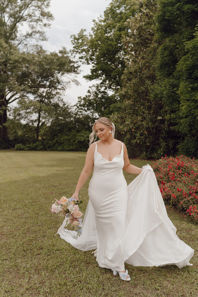 bride walking with spring bridal bouquet