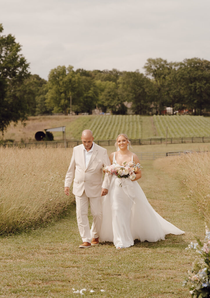 dad walking daughter down the aisle for a georgia wedding ceremony