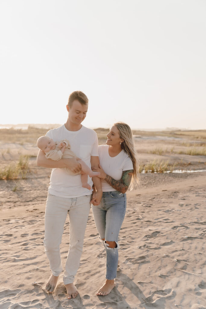 documentary style sunset family photos in south Carolina