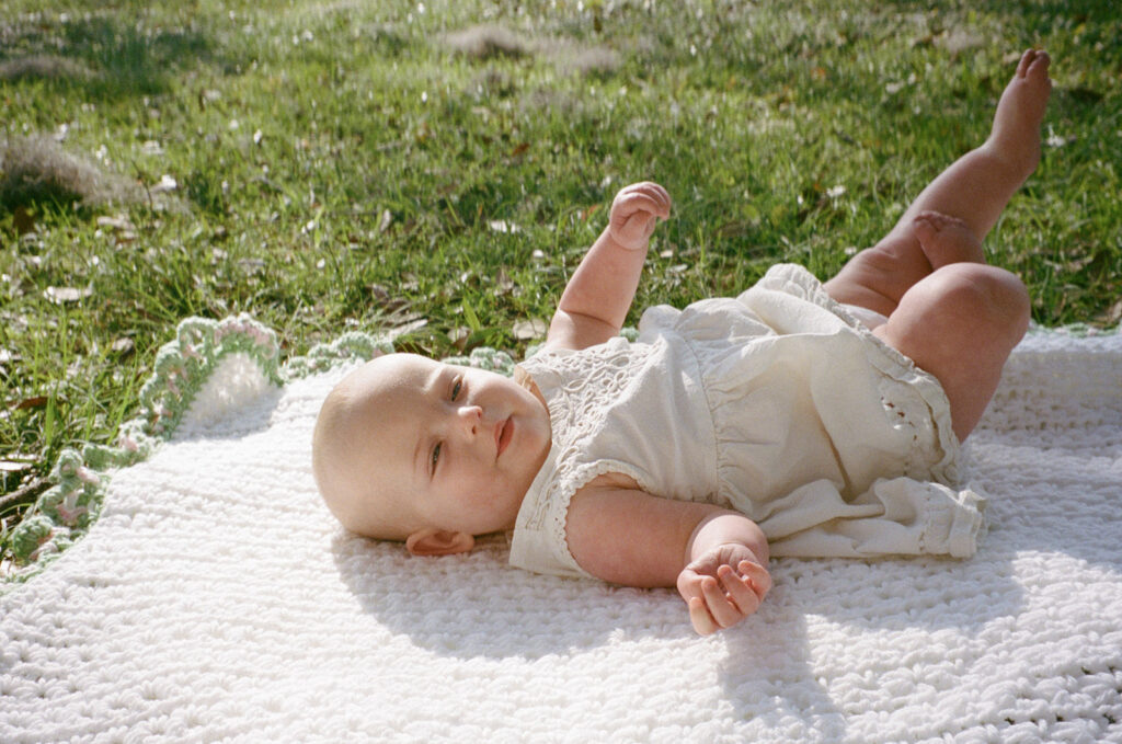 outdoor candid baby photos mommy and me pictures in spring