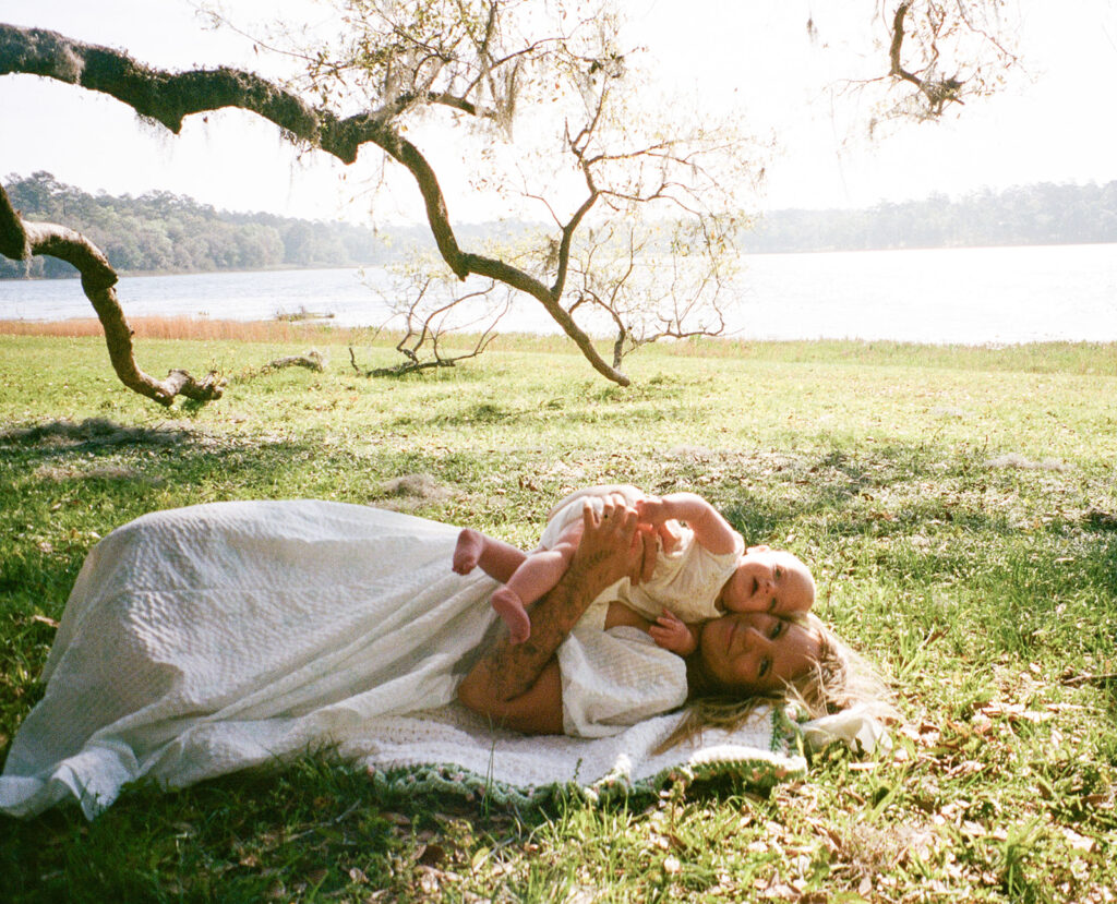 Spring Mommy and Me Pictures on Film at Maclay Gardens State Park