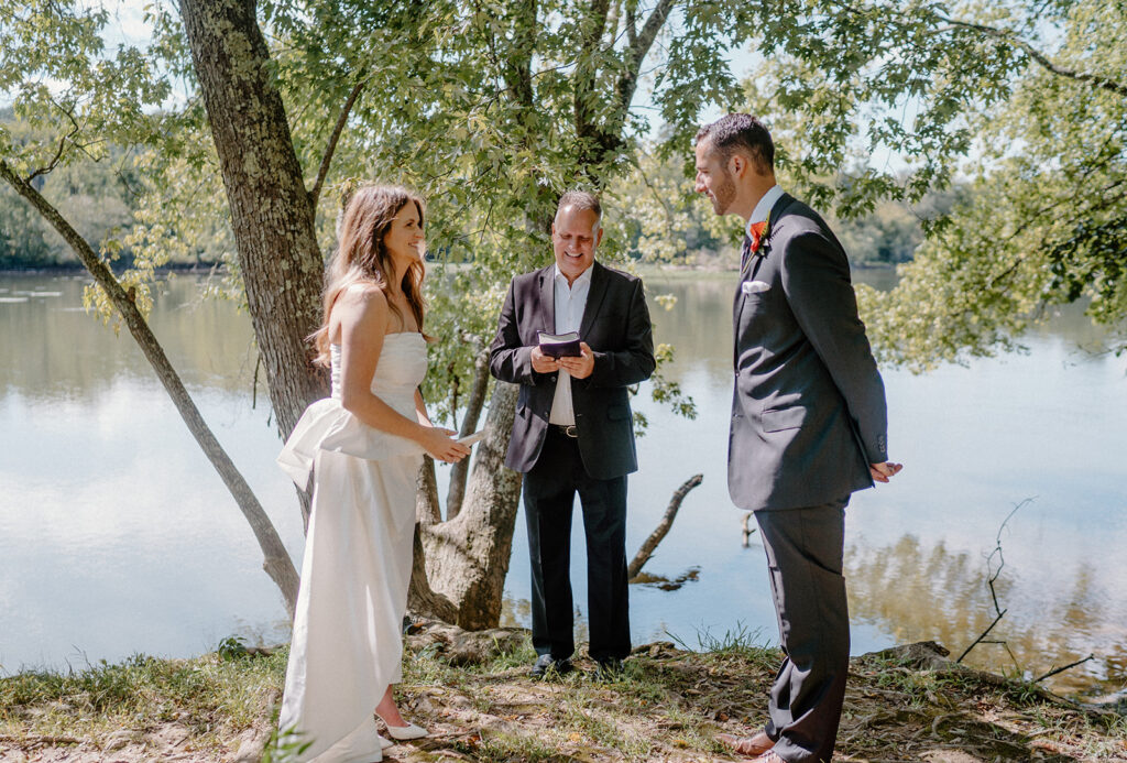 intimate outdoor wedding ceremony in tennessee