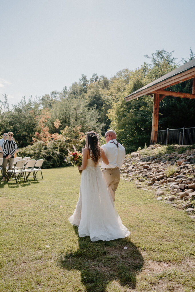 Intimate Mountaintop Wedding in Gatlinburg TN Surrounded by Loved Ones