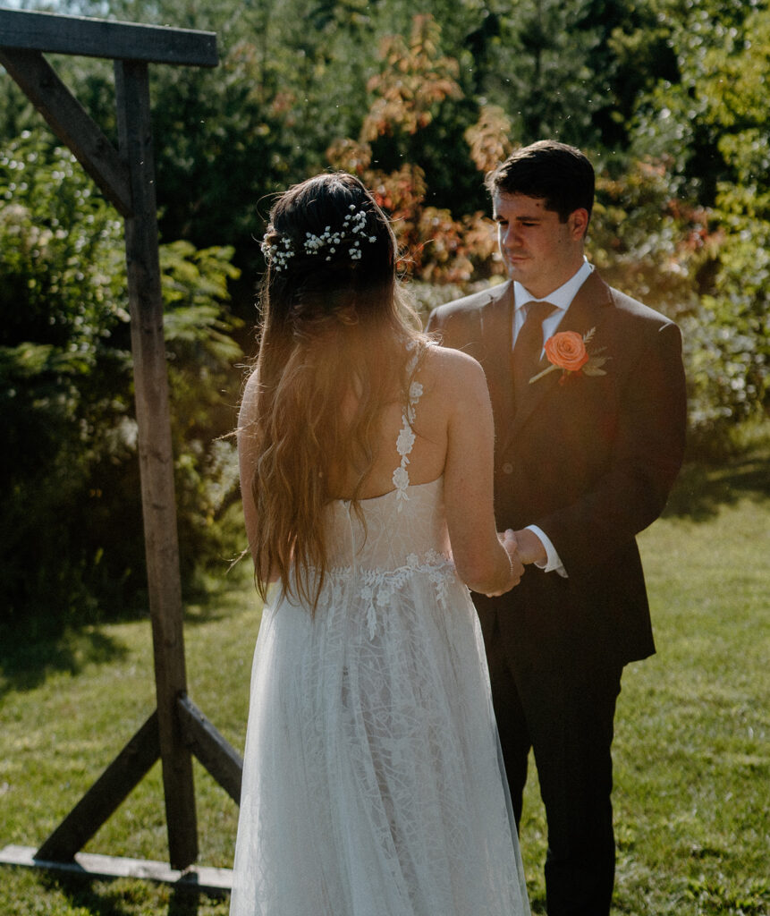 mountaintop wedding in tennessee with smoky mountain views and outdoor ceremony photos