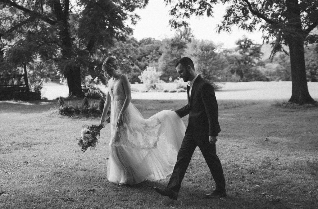 documentary style wedding photos with bride and groom outdoors