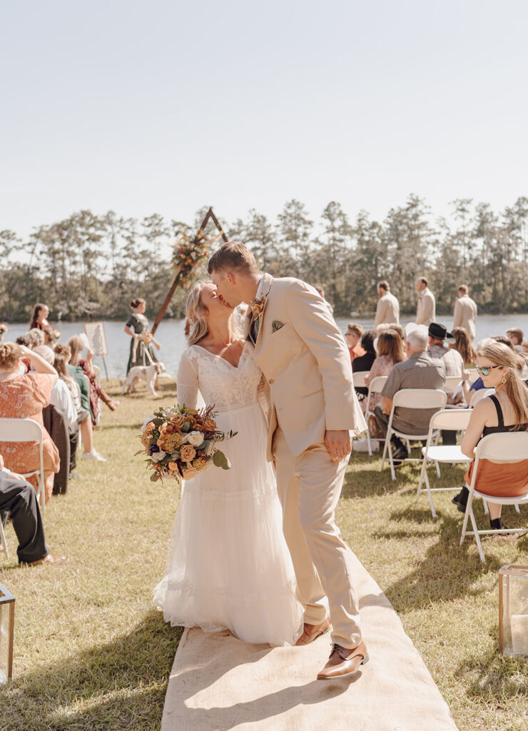 Knoxville TN Wedding Inspiration for Couples Who Want Something Simple & Meaningful
