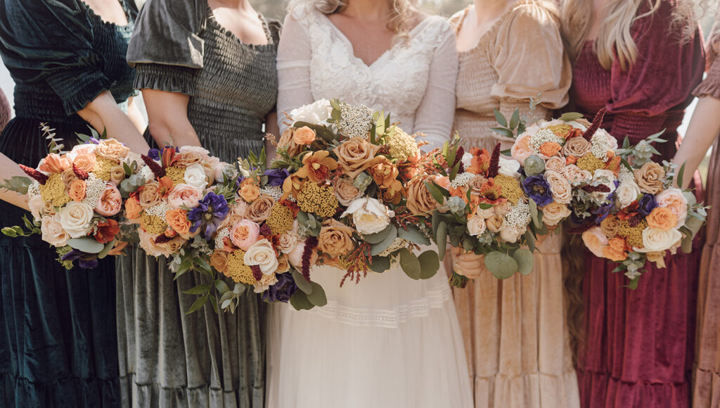 Knoxville TN Wedding Inspiration for Couples Who Want Something Simple & Meaningful