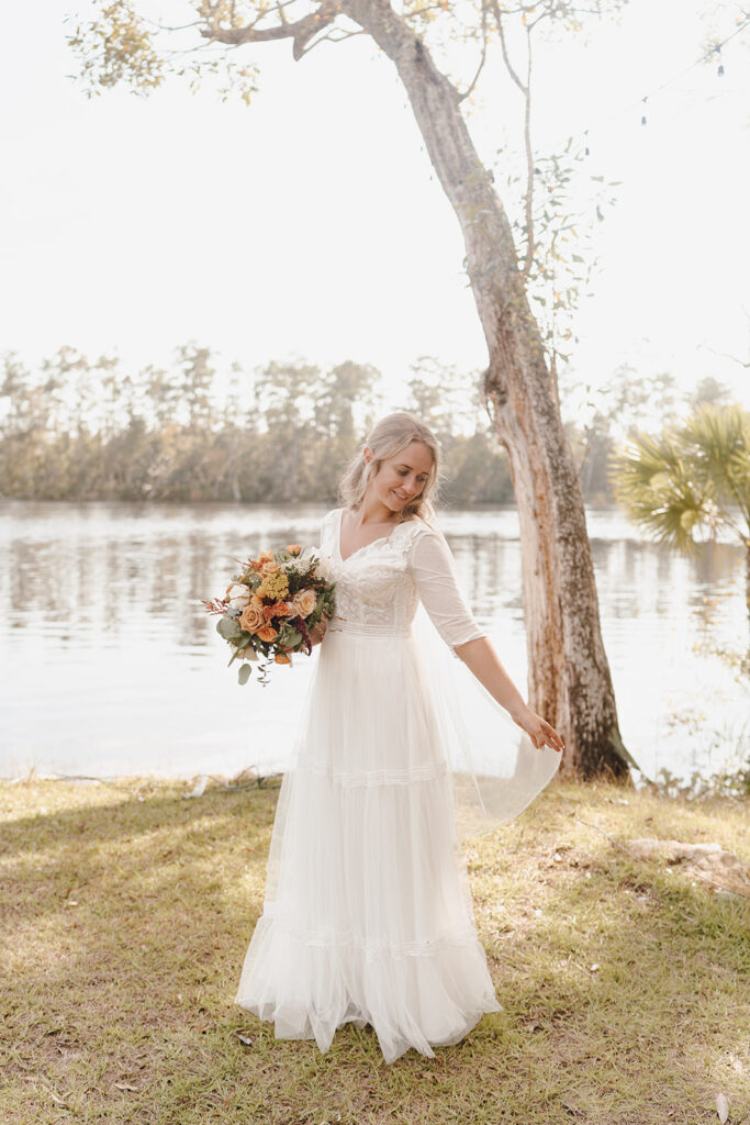 documentary style wedding photos in knoxville tn