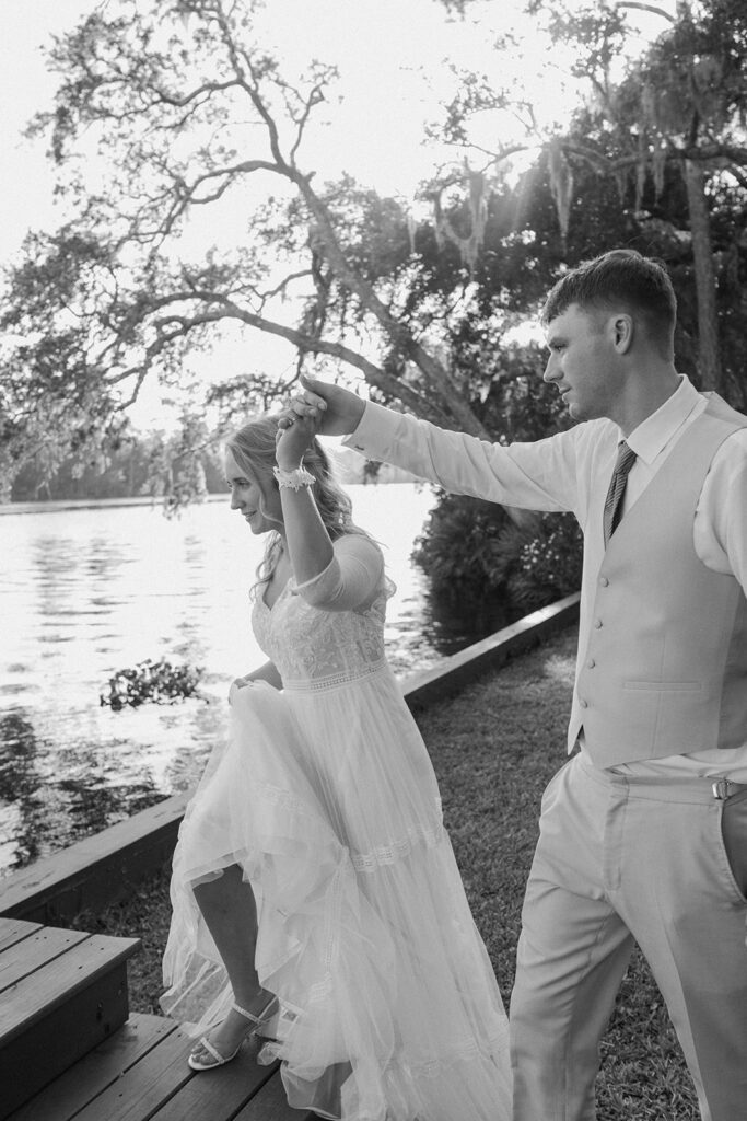 bride and groom photos outdoors lakeside wedding portraits