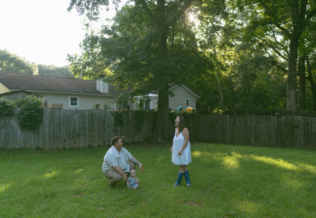 Outdoor Family Pictures that Capture the Magic in the Ordinary