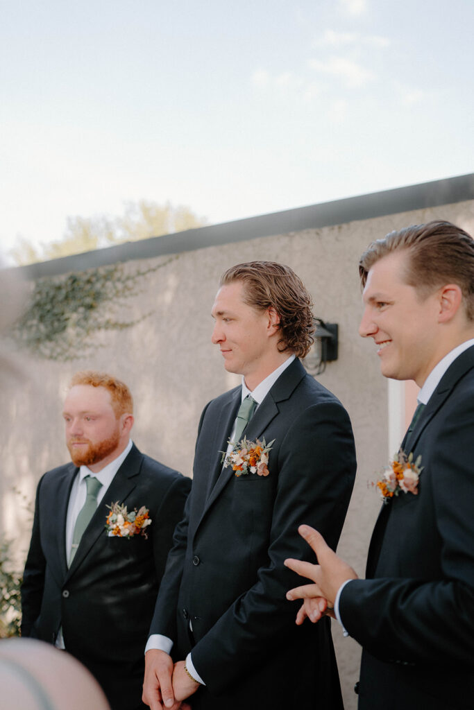 candid and cinematic wedding photos in eustis florida