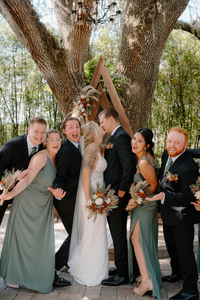 candid and cinematic wedding photos in eustis florida