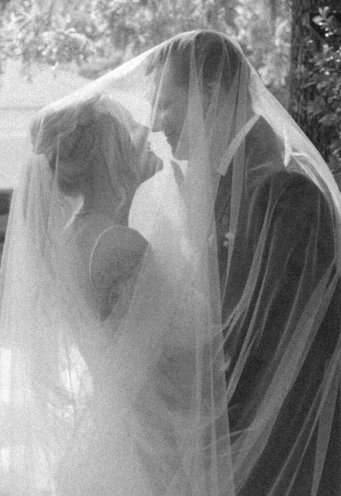 The Dreamiest Florida Wedding Venue at Moss Estates for Candid, Cinematic Photos