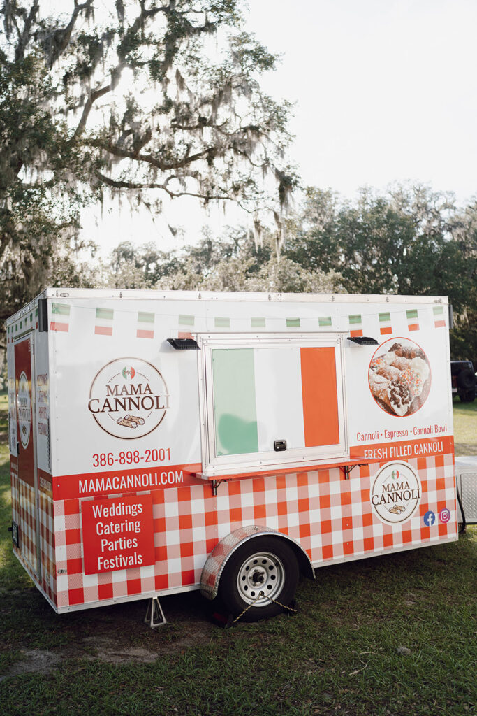 The Dreamiest Florida Wedding Venue at Moss Estates for Candid, Cinematic Photos