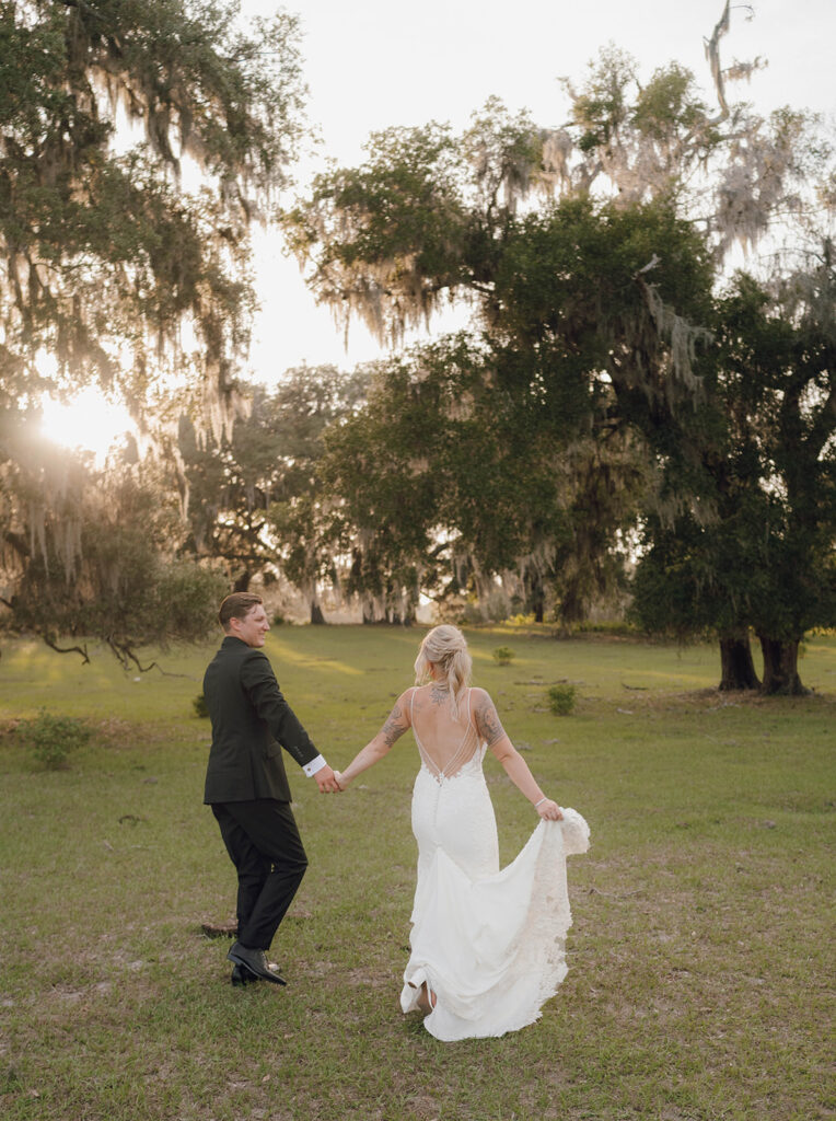sunset wedding photos at moss estates florida wedding venue