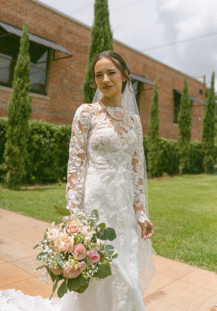 film inspired bridal portraits outdoors