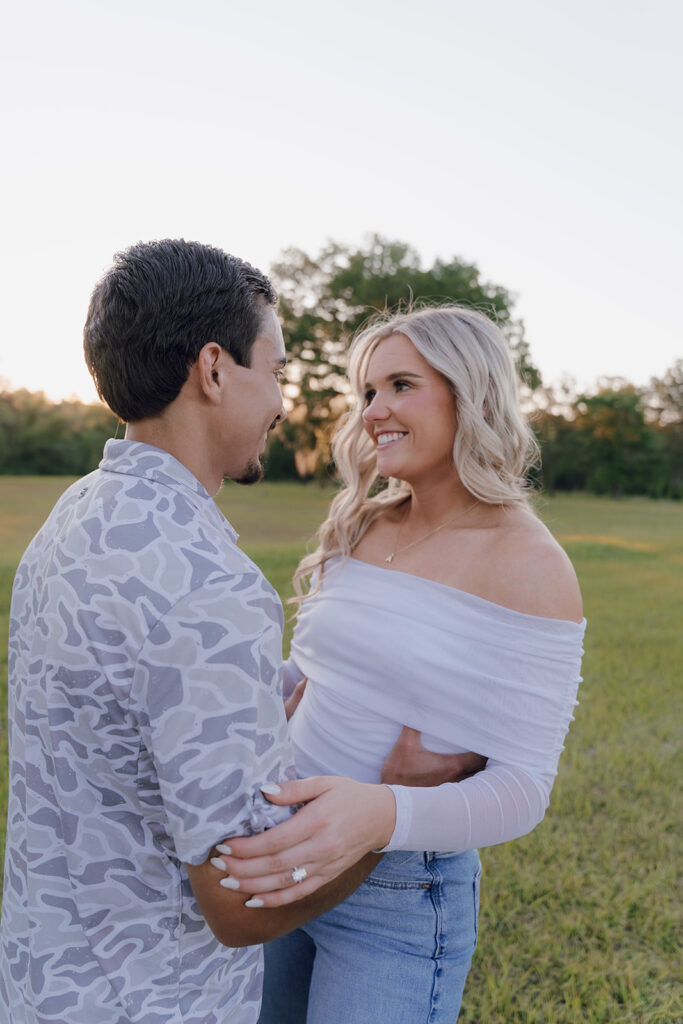 Golden Hour Engagement Photos at Mount Pleasant Lodge in Florida
