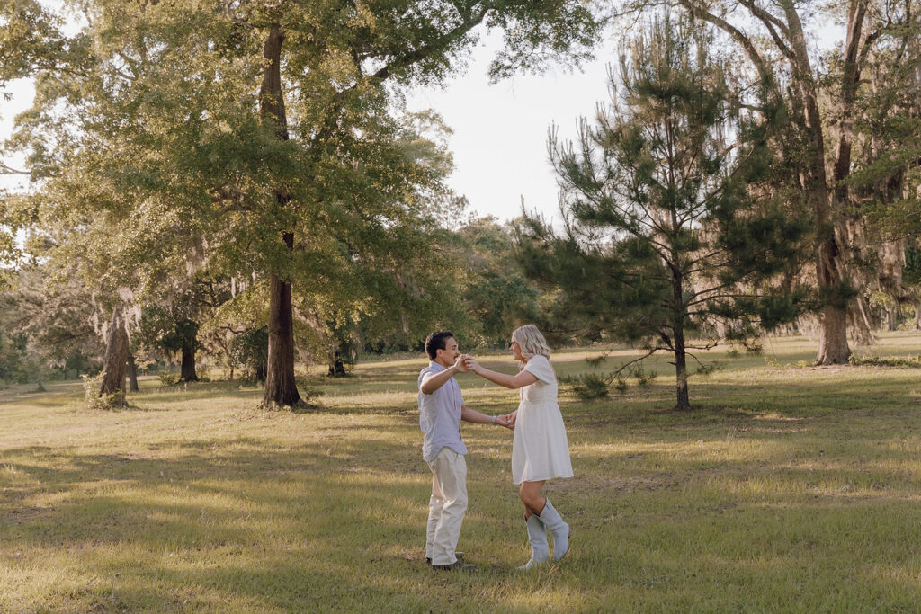candid couple photos in tallahassee florida