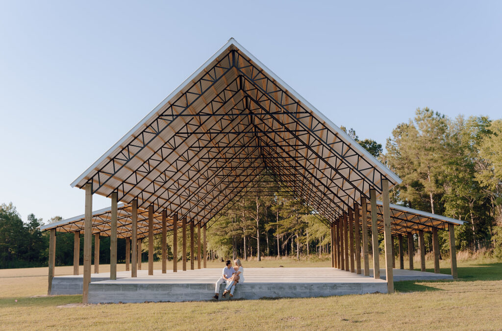 mount pleasant lodge wedding venue engagement photos