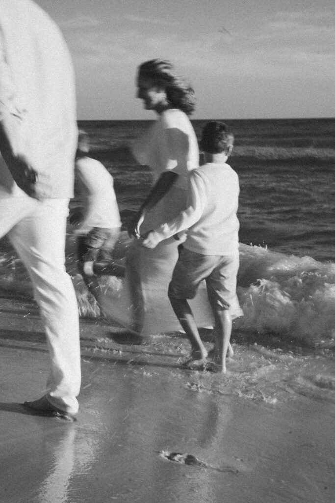 A 30A Family Photographer's Guide to Stress-Free Beach Photos